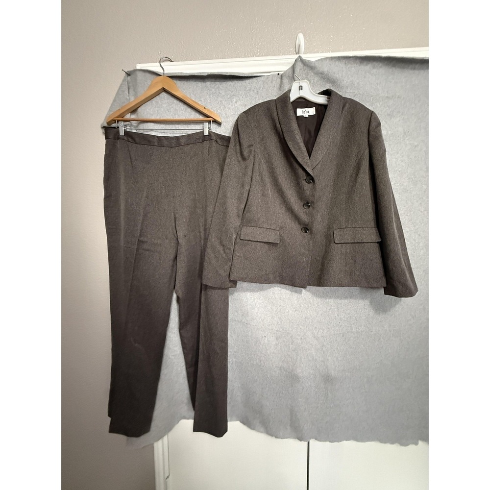 Le Suit Pantsuit Womens 18 Brown Twill 2 Piece Blazer Pants Lined Career